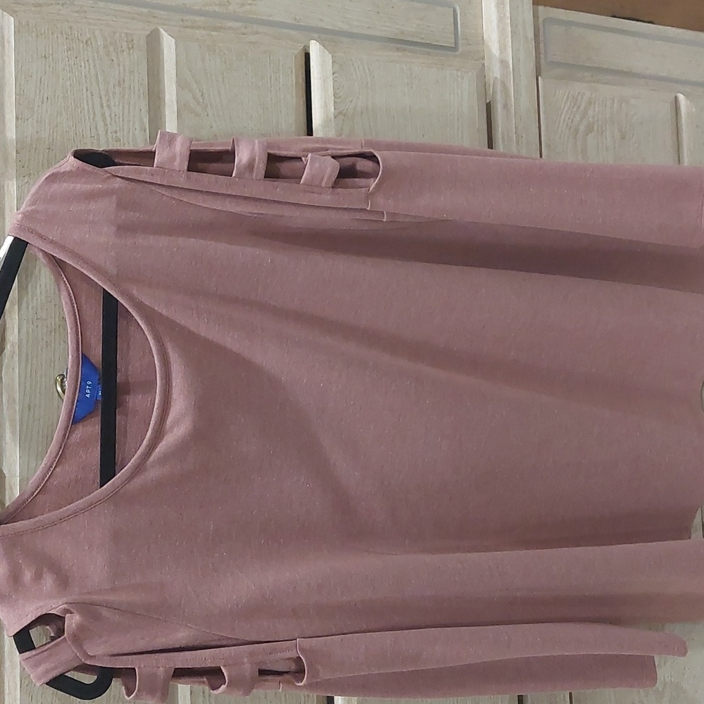 Apt 9 Long Sleeved XL Shirt